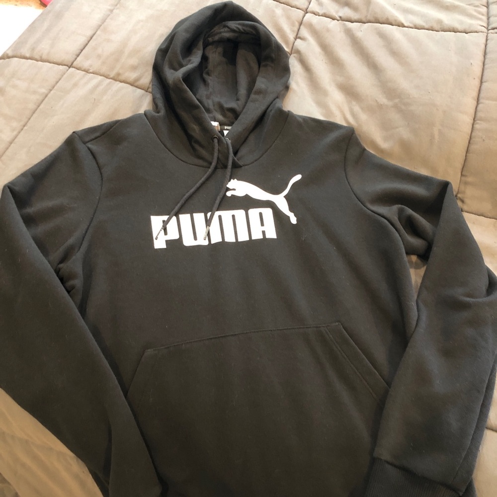 Puma Women’s Sweatshirt